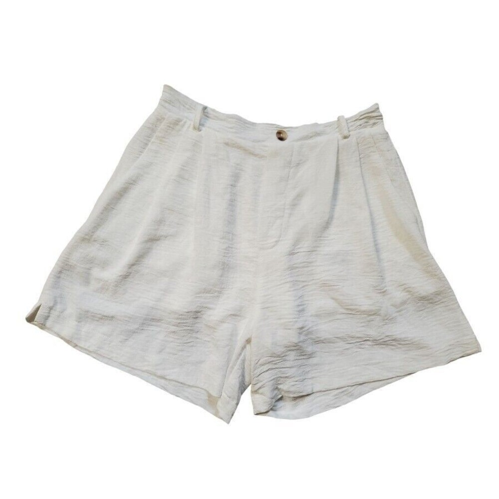 WS2 Shorts Women Large White Lined Ladies Country Club Yaught Travel Beach